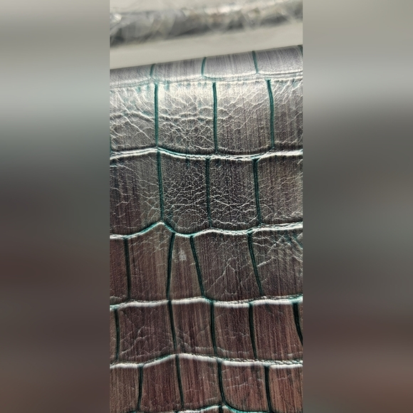 Alyssa Vegan Leather Silver Green Croc Embossed Doctors Satchel Crossbody NWT - Picture 5 of 15